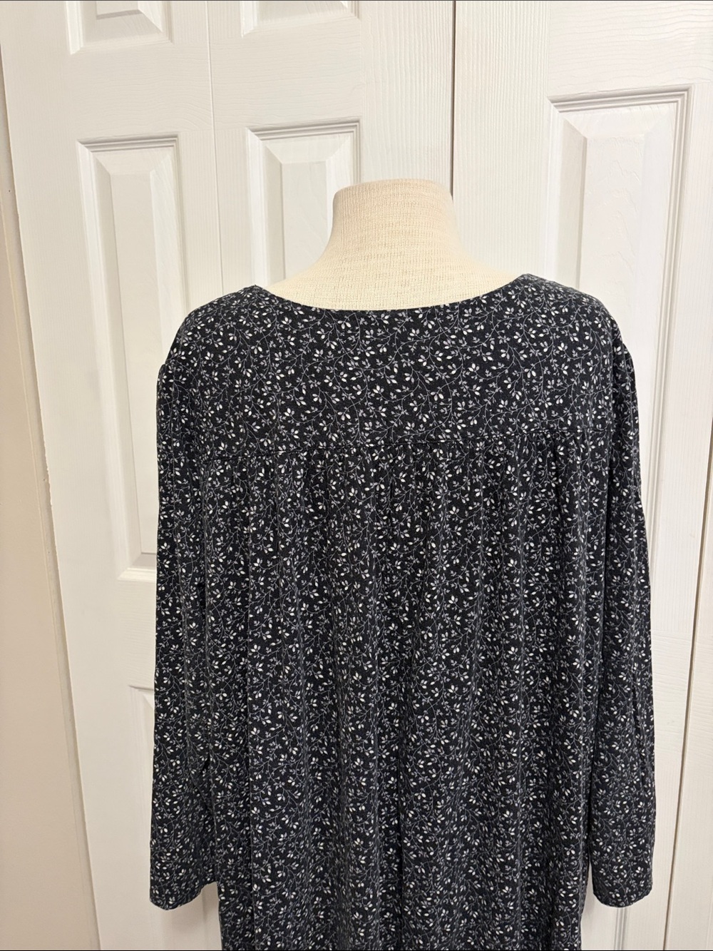 Croft and Barrow Black Floral Print Pullover Midi Cotton Nightgown Size 3X - Picture 9 of 15